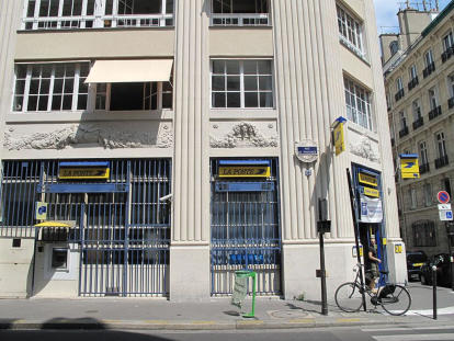 Immeuble La Poste 19 rue Chauchat Paris 9e